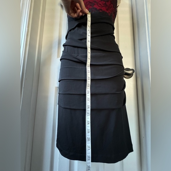 Red/black polyester and lace mini dress / connected apparel size 8 / Medium - Picture 3 of 9